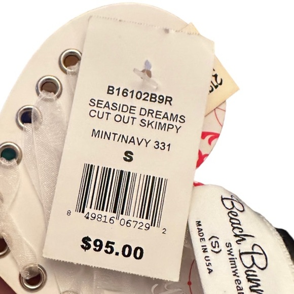 Beach Bunny Seaside Dreams Cut-Out Skimpy Bikini Bottom nwt - Picture 4 of 4